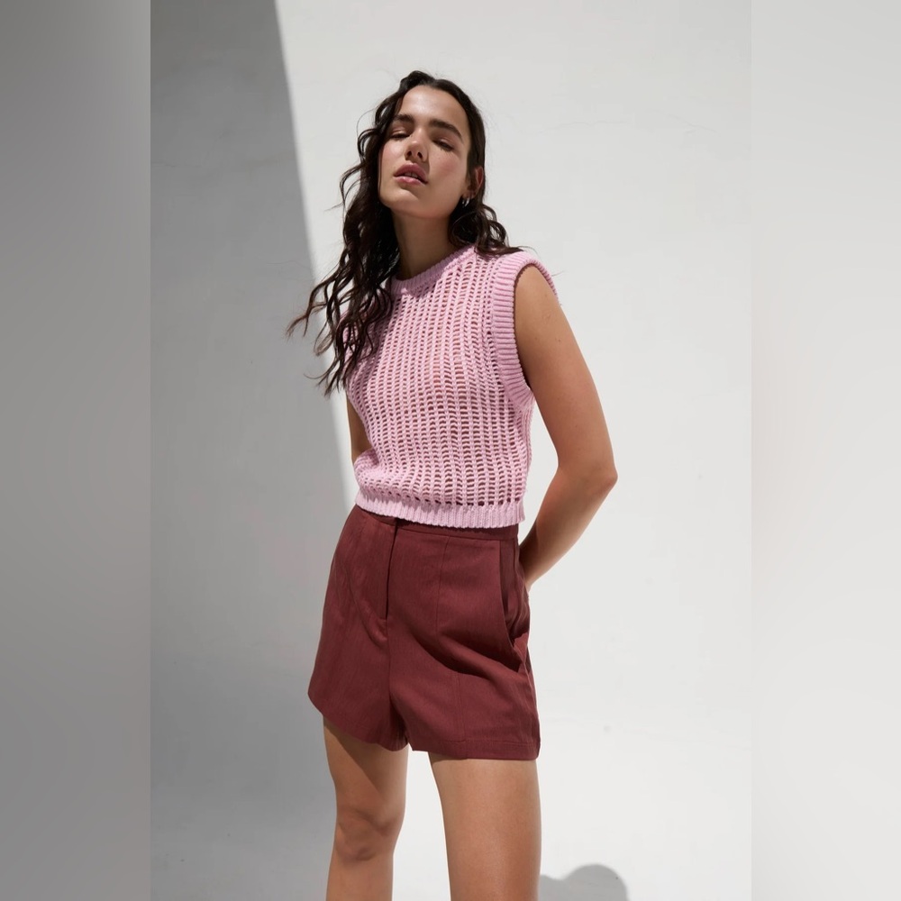 Deluc Pink Cropped Knit Sleeveless Top - Picture 4 of 10